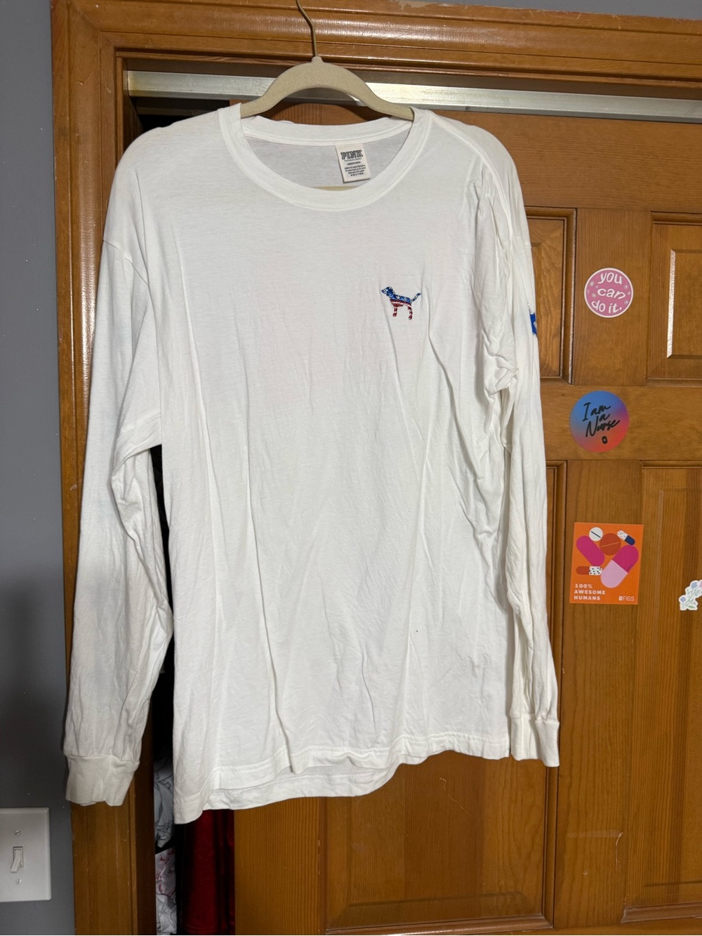 PINK Victoria's Secret White Long-Sleeve Crewneck with Small Dog Logo